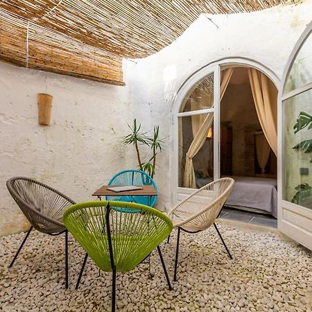 Azogue Suites Con Patio Privado Tarifa Bagian luar foto