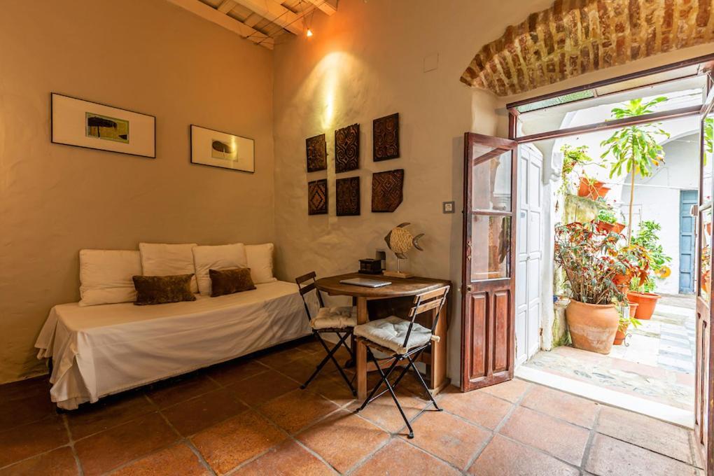 Azogue Suites Con Patio Privado Tarifa Bagian luar foto